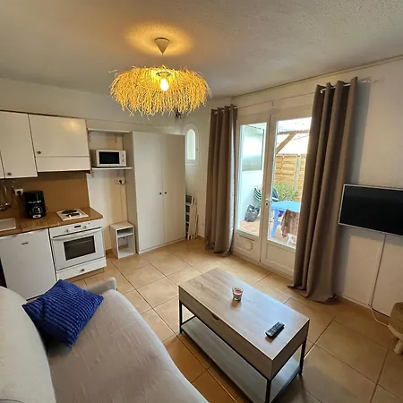 Holiday home Maison Studio - Proche De La Mer Saint-Raphael (Var)